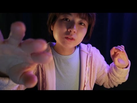Taking you on a Tingle Spree ASMR 😍