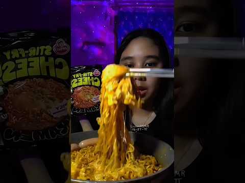 ASMR Mukbang Cheesy Ramen Otoki Spicy Chili & Cheddar 🌶🧀🍜 #asmr #ramen #mukbang