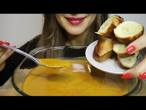 ASMR BUTTER PUMPKIN SOUP / GARLIC BREAD / no talking / CREMA ASMR #asmr #mukbang #pumpkin #food