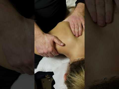 The Back Massage Everyone Needs Right Now 😴