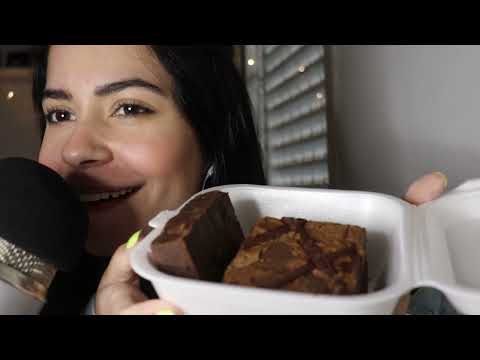 ASMR COMENDO BROWNIE DE NUTELLA