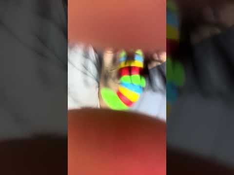 Te saco las cosas  que traes en el ojo￼