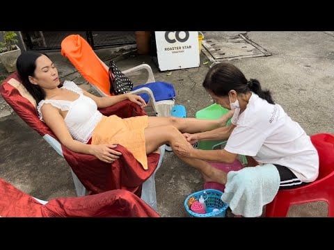 $3 THAI STREET MASSAGE / BEST LEG & FOOT  MASSAGE by PROFESSIONAL FOR FOOT PAIN Relief 🇹🇭