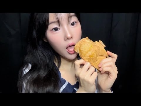 붕어빵 ASMR 🐠 | Korean Street Snack Eating Sounds, Crispy Bread Mukbang  