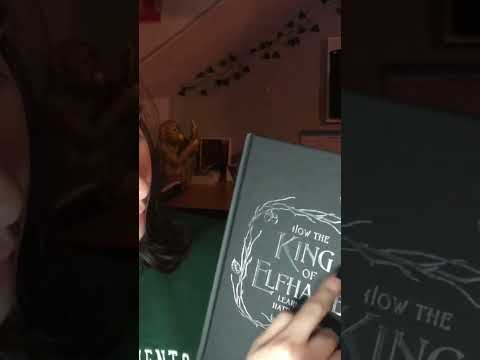 ASMR Fast Book tapping #asmr #bookasmr