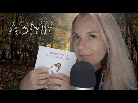 ASMR FR 🥰 Lecture chuchotée + blabla + page turning + tapping sur livre (thème: le bonheur)