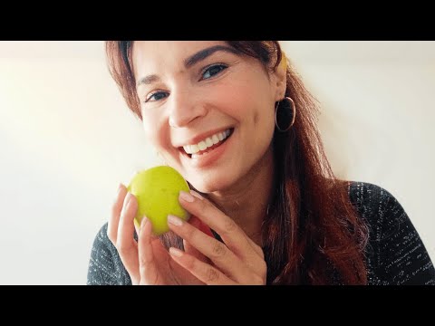 ASMR EAR EATING | CRUNCHY BITES, CRISP MOUTH SOUNDS & RELAXING MUNCHING FOR TINGLES 🍏