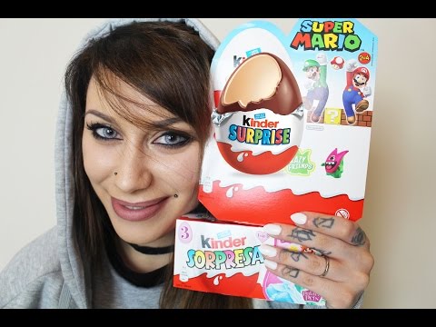 ASMR Eating Sounds | Whisper | Kinder Surprise Eggs (ita)