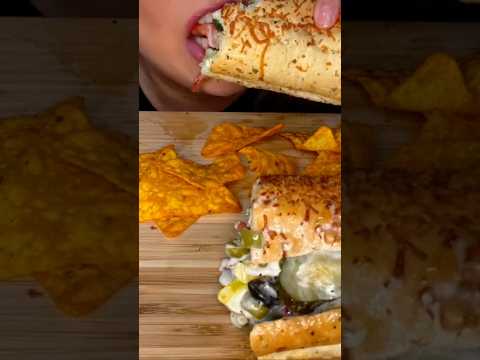 The best Subway footlong #asmr #subway #food #satisfying