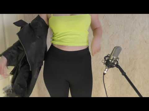 ASMR scratching jacket and leggings