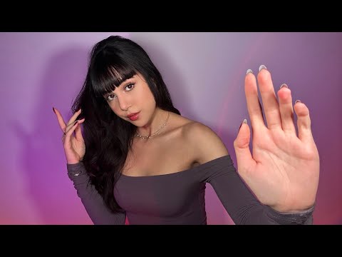 ASMR 🌙 "SHH IT'S OKAY, estás a salvo..."  🌙 Con movimiento de manos