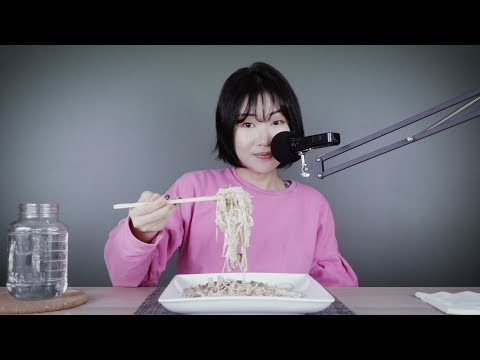 팽이버섯 이팅사운드 Enoki Mushrooms Eating Sounds ASMR