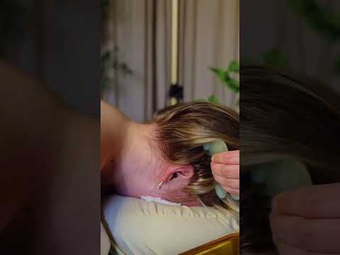 do you agree??👀 #relax #asmrhair #asmrsleeprelaxation #scalpmassage #asmr