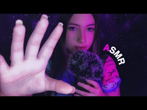 ASMR COMENDO SUA ORELHA E HAND MOVEMENTS