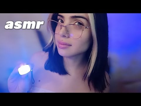 ASMR EXAMEN DE LA VISTA con LINTERNA 👁️🔍🔦