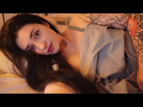 ASMR Tu novia te cuida con amor 💗 Atención personal relajante