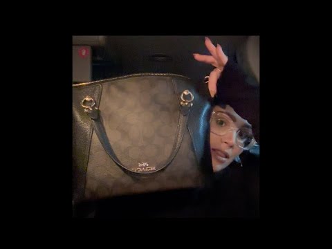 Asmr whats in my purse