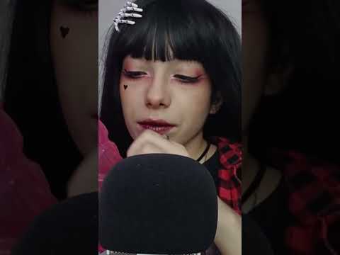 Fazendo cafuné em você | asmr #shorts #shortasmr