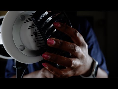 ASMR Extremely Satisfying Comb Triggers