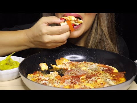 ASMR EGG AND TOMATO OMELETTE ”MENEMEN” PEPERONI BREAD MUKBANG CREMA ASMR #asmr #mukbang #menemen