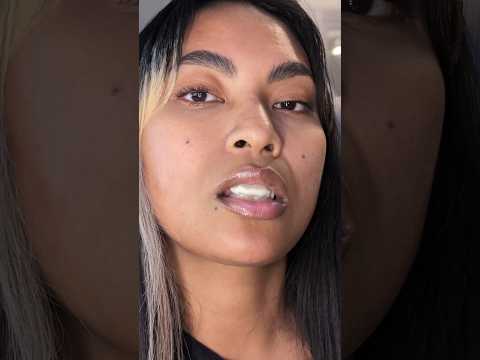 Snapping my gum #asmr #asmrtriggers #mouthsounds #gum #youtube #shorts #subscribe
