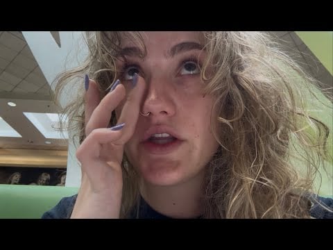 finally crying on the internet (sad at the airport, i don’t wanna leave 😭)