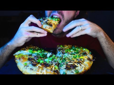 ASMR Everything Bagel Breakfast Pan Pizza!! * No Talking * | Nomnomsammieboy