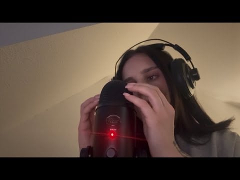 ASMR Mic scratching {gentle} 🌸