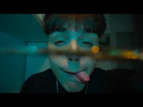 ASMR Corte de pelo curioso para dormir esta noche de roche en el coche 👀
