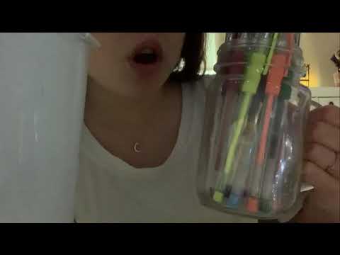 ASMR | tapping and describing items
