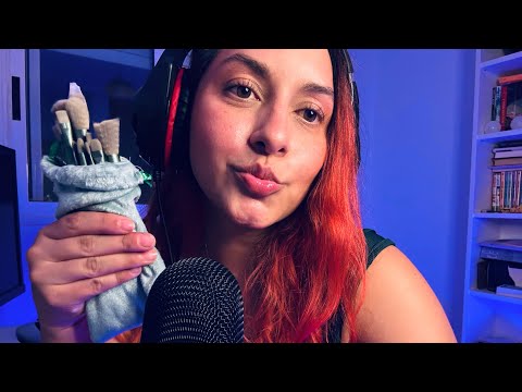 ASMR ✨ SUSURROS AL 100% MIENTRAS HABLAMOS + SONIDOS BROCHA 😍♥️✨