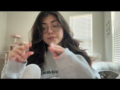 Asmr fast spanish trigger words with hand sounds & hand movements 