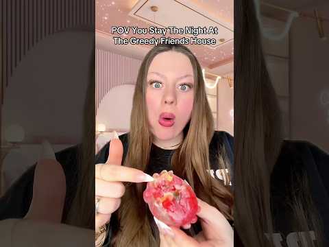 We All Know Someone Like This #pov #asmr #friends #skit #greenscreen