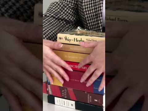Book sorting for sleep | ASMR  #bookasmr #asmr #short