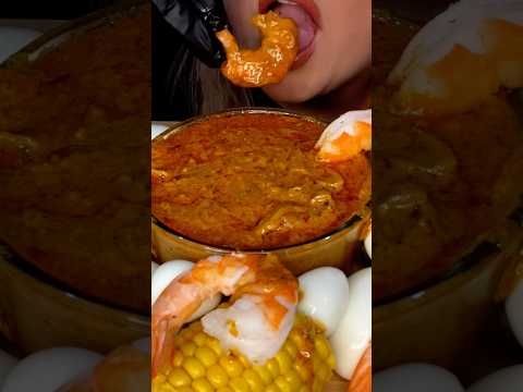 HUGE SEAFOOD BOIL #asmr #seafood #shorts
