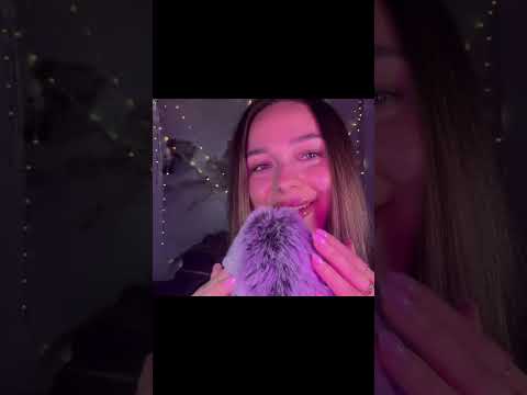 Scratching you with fluffy mic #asmr #fuffymic #tingles #asmrvisuals