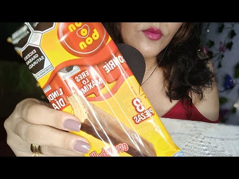 ASMR Comiendo galleta Bon o Bon de chocolate con crema de maní/cacahuate