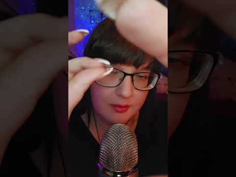 Jeden Tag ASMR ✨#plucking #mouthsounds  #asmrvideo #asmrgently #relaxing #germanasmr #azurahasmr