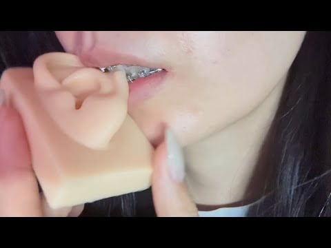ASMR Close-Up Mouth Sounds 👂 | Satisfying & Relaxing Tingle Experience | ASMR by a Chinese Girl
