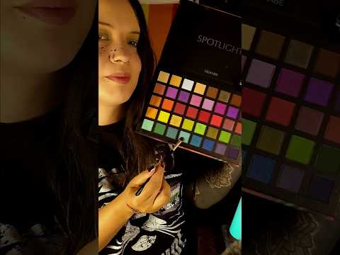 Ich helfe dir mit deinem PRIDE Make Up | ASMR Short