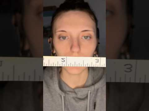 Ti misuro il viso in modo strano ASMR 📏 #asmr #shorts #misure #metro #asmrita