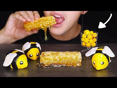 ASMR Honeycomb Mukbang - SATISFYING EATING SOUNDS - EDIBLE Bees, wax, m&ms. Most popular ASMR
