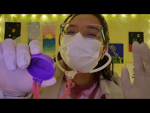 ASMR MÉDICA TE EXAMINANDO 👩🏽‍⚕️💖🩺