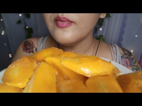 ASMR Comiendo huesitos de mango 🥭