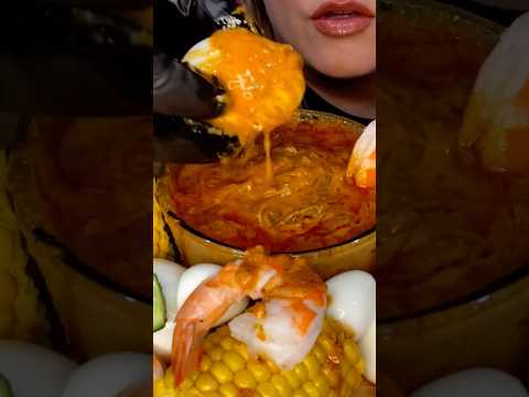 The BEST Seafood Boil! #food #seafood #eatingasmr #shorts