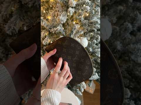 Louis Vuitton asmr unboxing #asmrchristmas #joulu