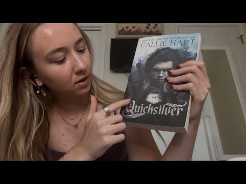 ASMR reading wrap up 📚🤩 book tapping and tracing 