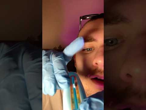 ASMR - Infirmier #shorts #asmr #robertom #fr #relax #examen #fast #inaudible #focus #doctor #rp