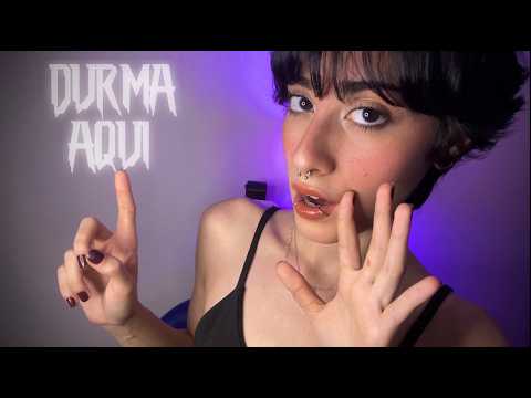 ASMR Sussurros e Sons de Boca Pertinho dos Seus Ouvidos (com Chiclete)