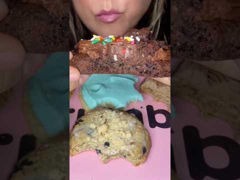 CRUMBL COOKIES TASTE TEST #asmr #crumbl #cookies #food #eating